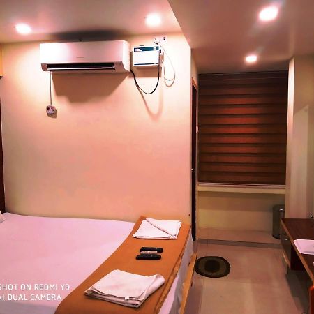 Hotel Milan Manor Port Blair Esterno foto