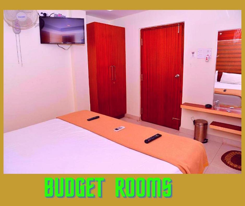 Hotel Milan Manor Port Blair Esterno foto