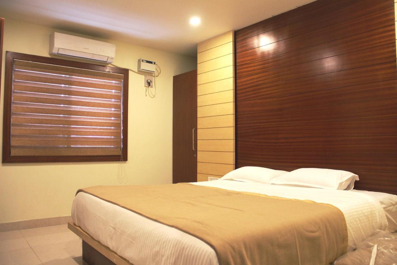 Hotel Milan Manor Port Blair Esterno foto